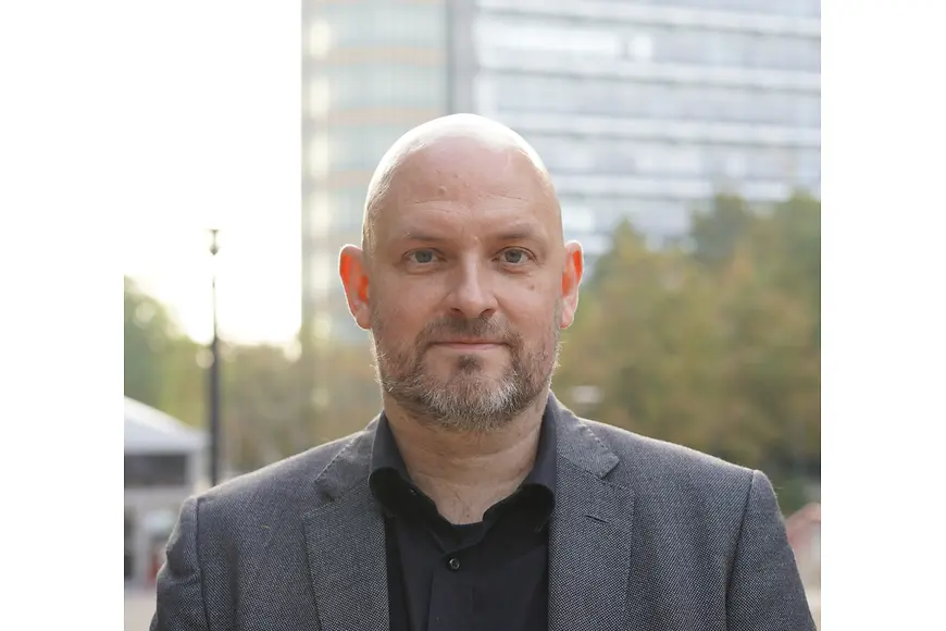 Portrait Prof. Dr. Christian Deindl